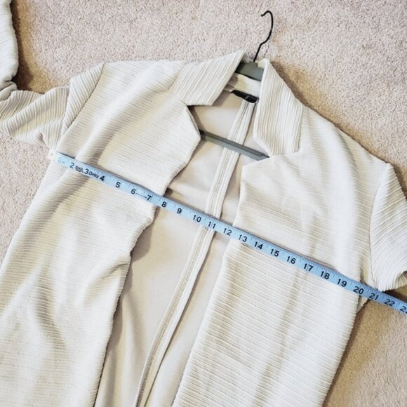 T Tahari Ribbed Minimalist Neutral Long Lined Blazer Coat XS - Picture 6 of 9